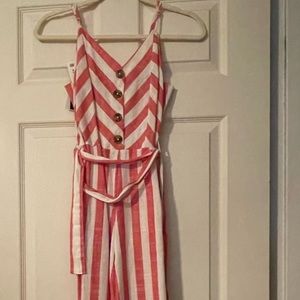Kensie Jeans size small wide leg romper.